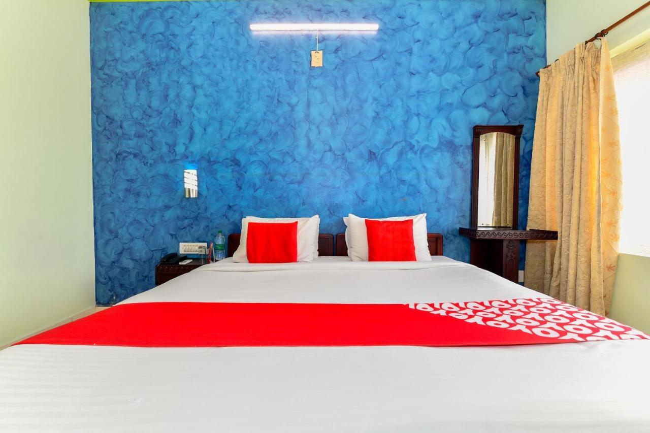 Oyo Flagship 9560 Hotel Bellwether Коччи Экстерьер фото